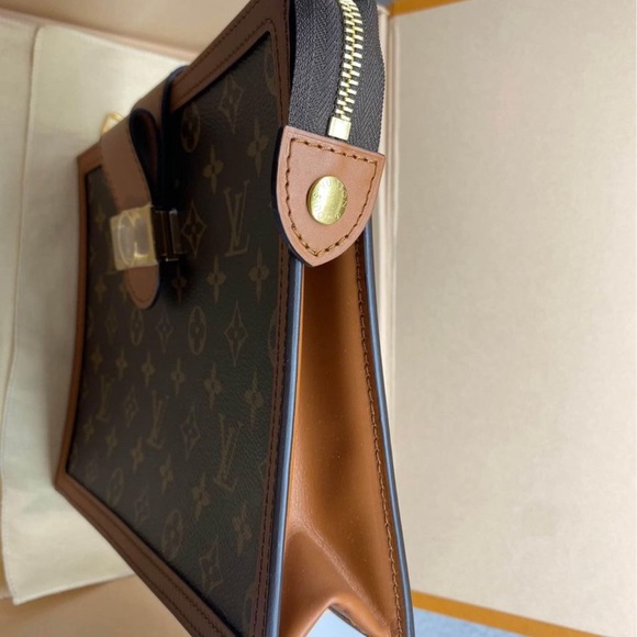 Limited Edition Monogram Giant Reverse Toiletry 26 - Picture 6 of 8